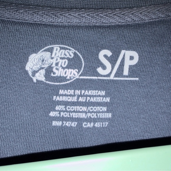 Bass Pro Shops Gray/Blue Sweatshirt - Picture 3 of 8
